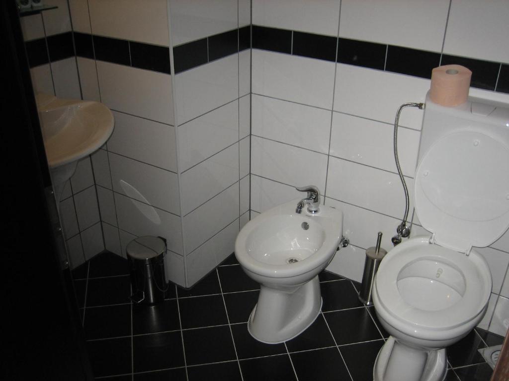 Hotel Aldi Cagllavice Camera foto
